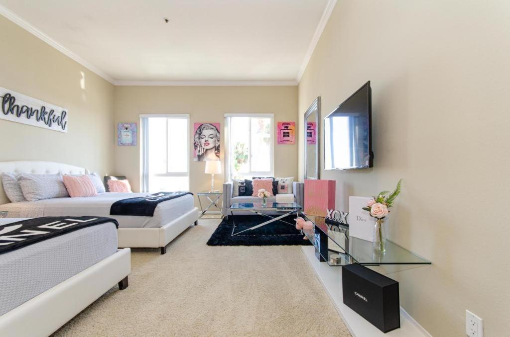 Loft Apartments At Hollywood Free Parking Close To Studios Universal Los Ángeles Exterior foto
